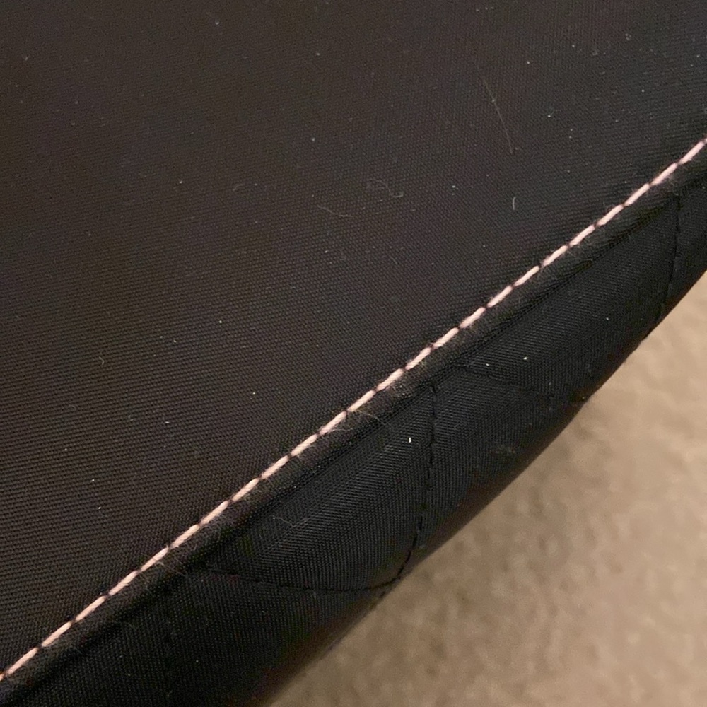 Mary Kay Zippered Tote Bag - Quilted Style - Picture 7 of 7